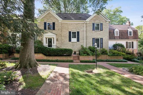 Photo of 10906 Wickshire Way #F-4, ROCKVILLE, MD 20852 (MLS # MDMC2197912)