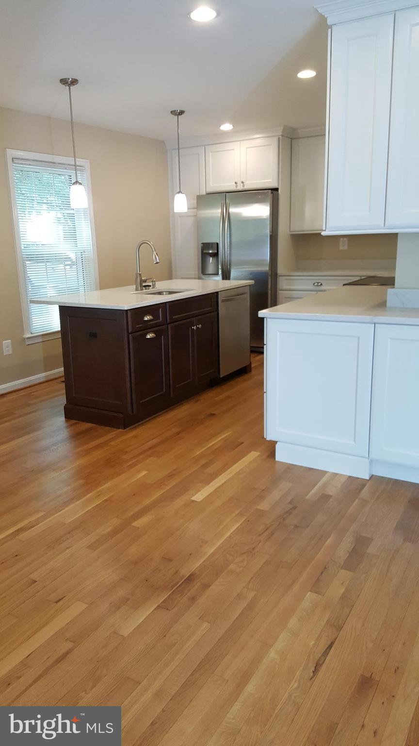 STONEHURST - Residential Lease