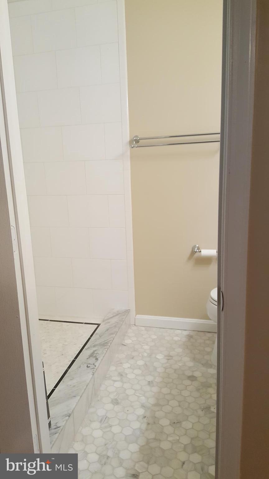 STONEHURST - Residential Lease