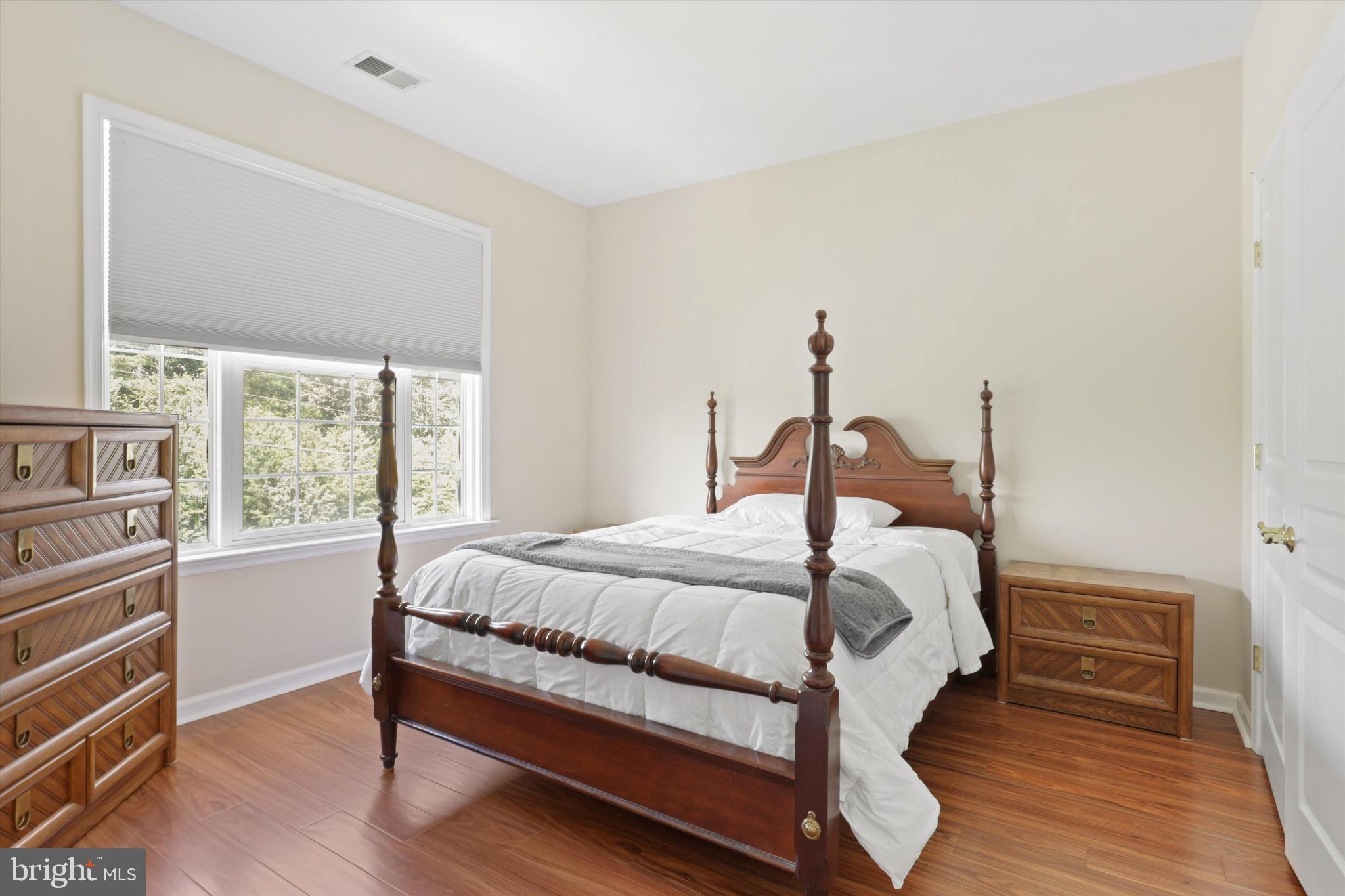 CAVANAUGH CROSSING - Residential