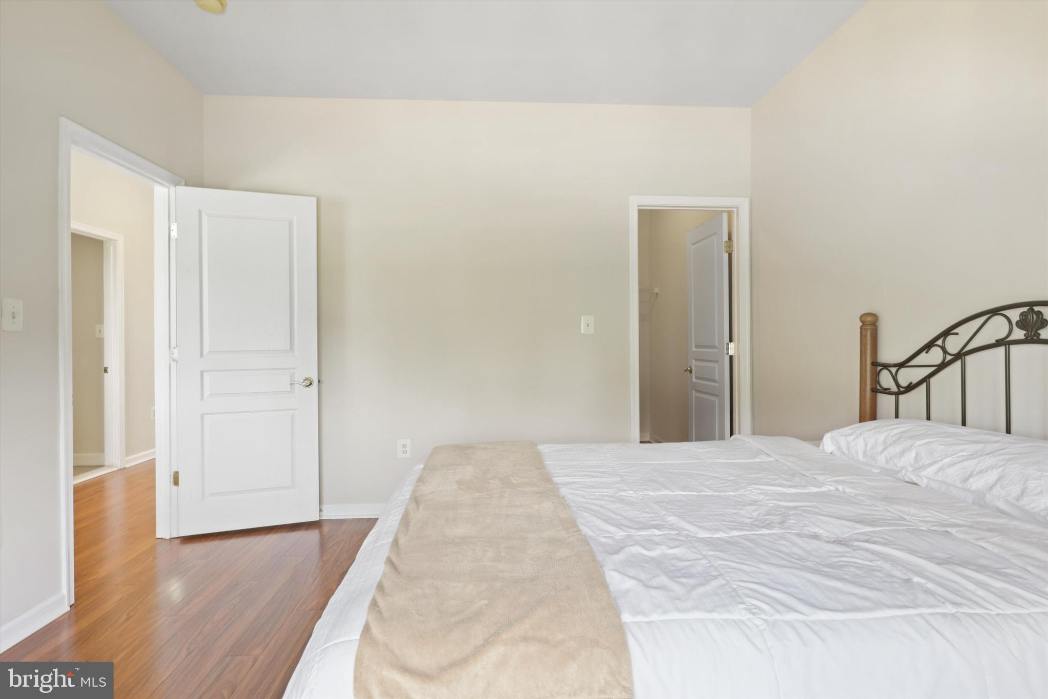 CAVANAUGH CROSSING - Residential