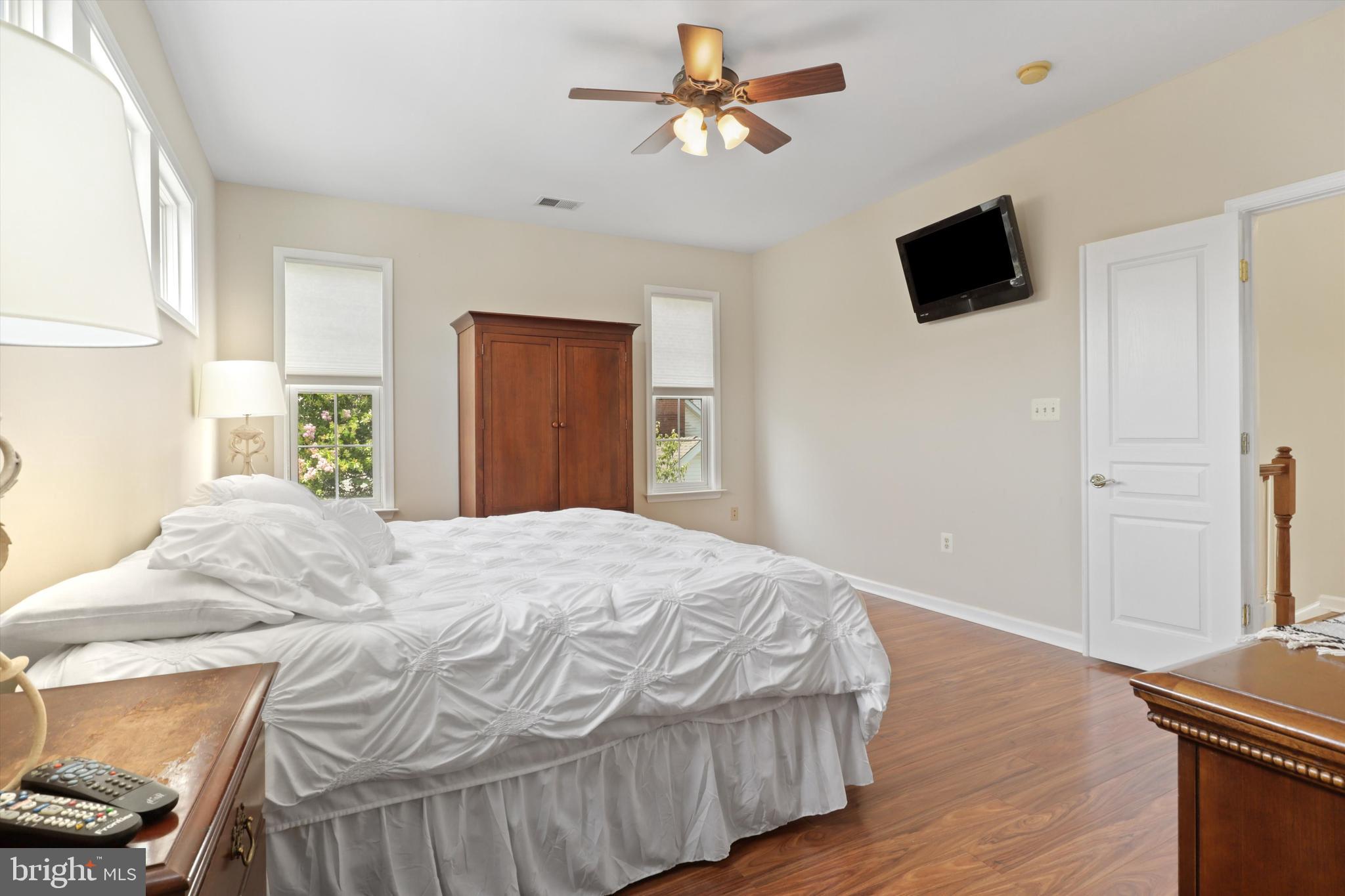 CAVANAUGH CROSSING - Residential