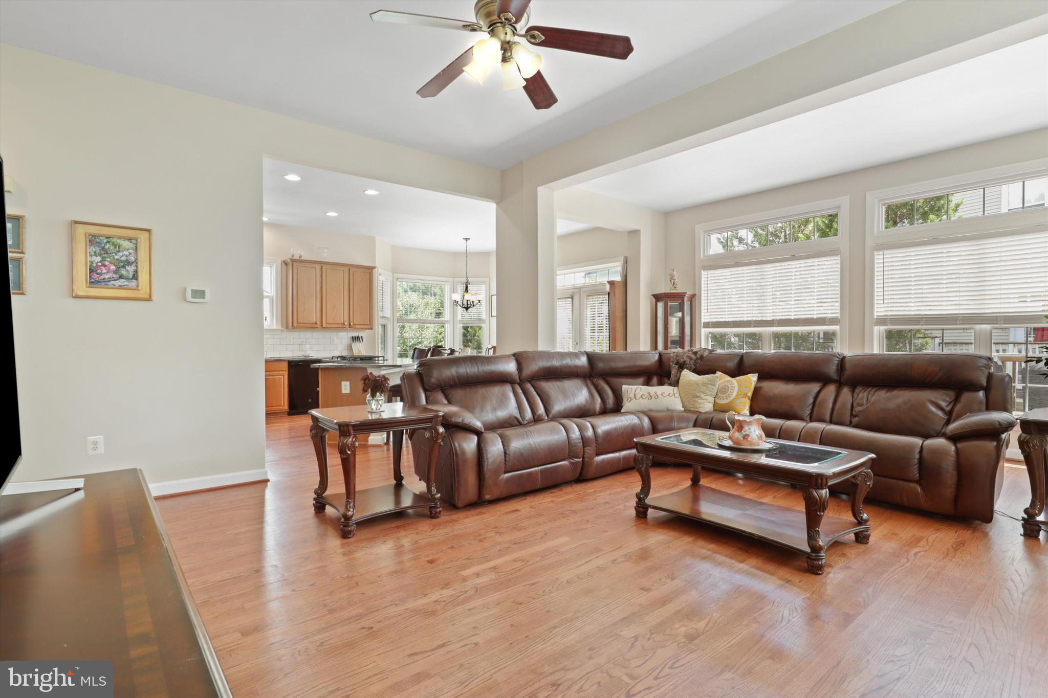 CAVANAUGH CROSSING - Residential