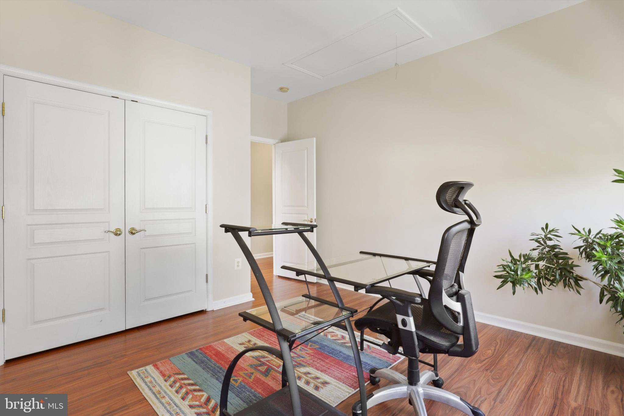 CAVANAUGH CROSSING - Residential