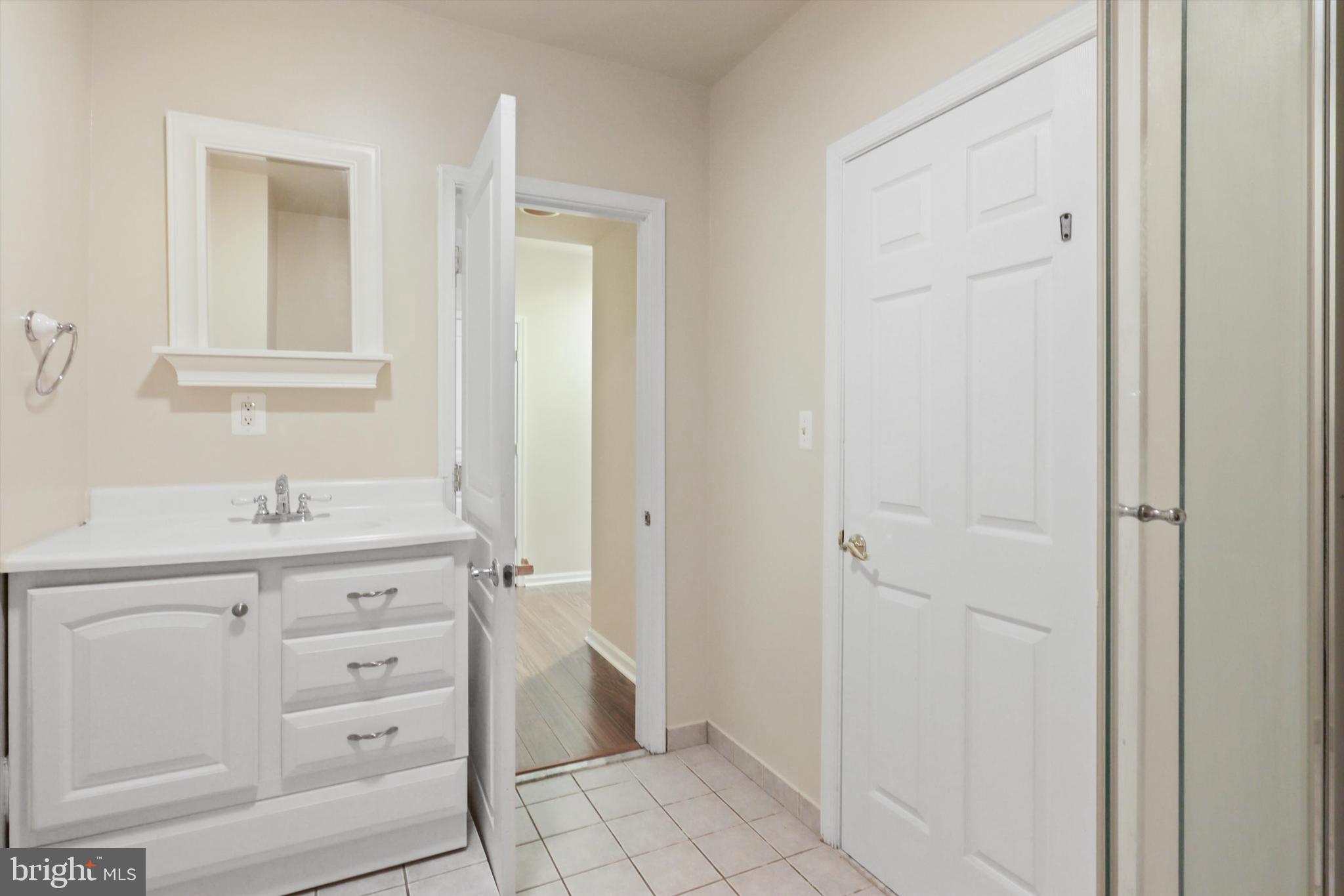 CAVANAUGH CROSSING - Residential