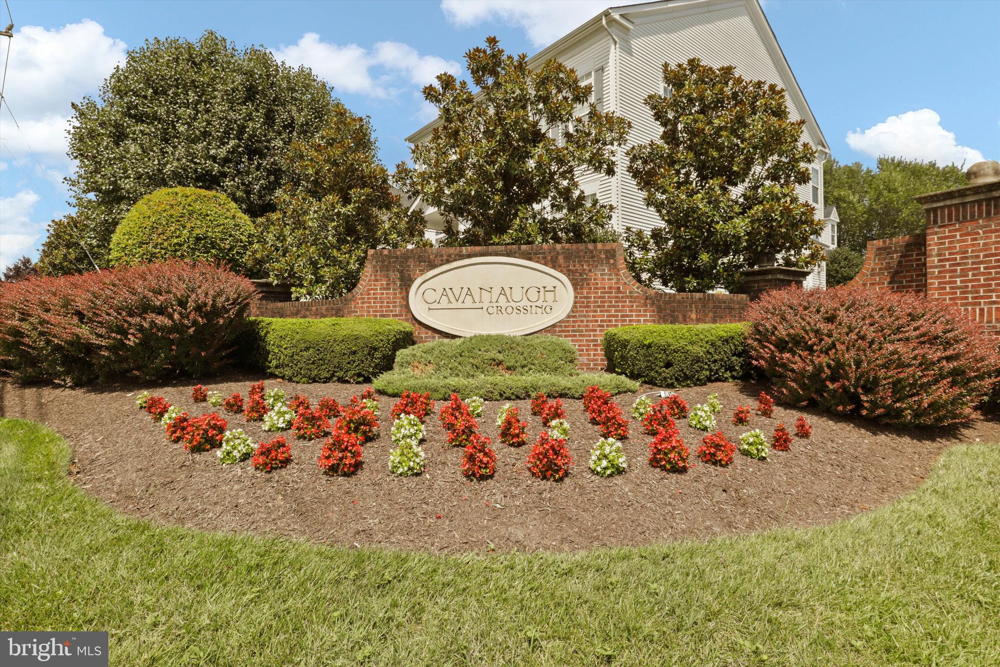 CAVANAUGH CROSSING - Residential