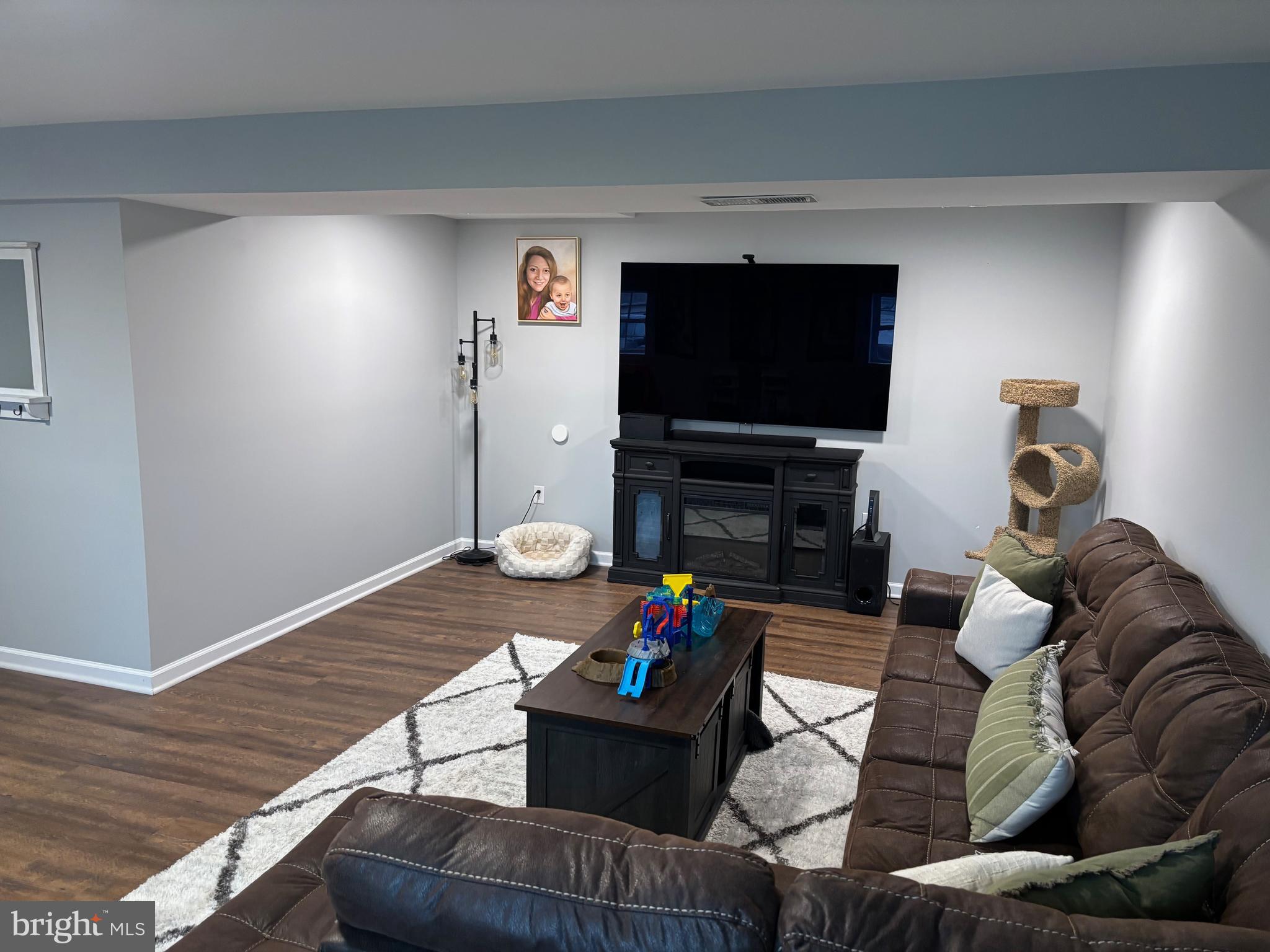 RIDGEFIELD - Residential