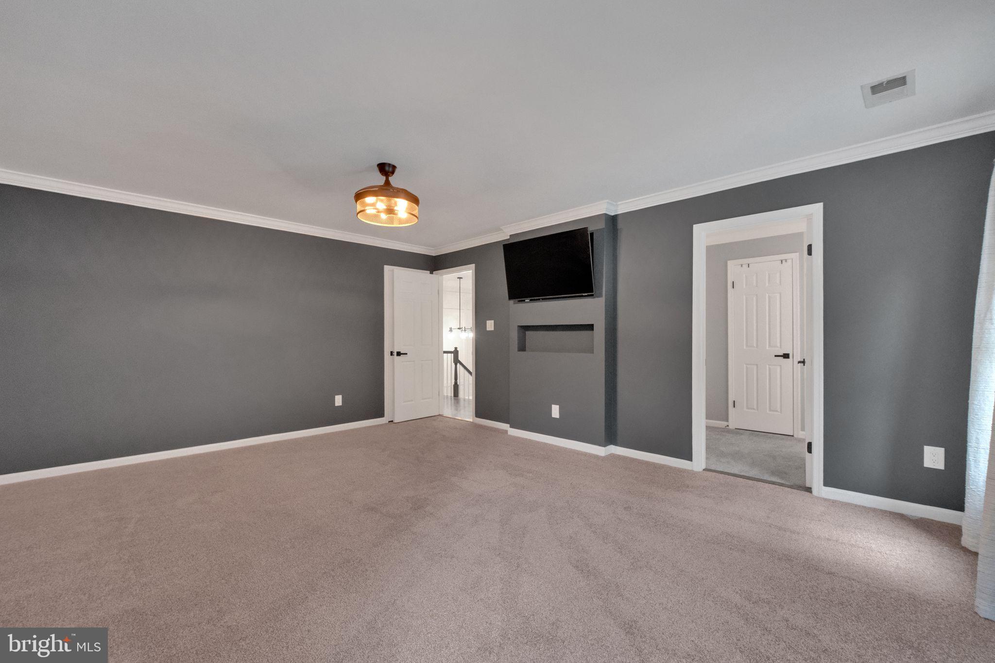 GRANBY WOODS - Residential