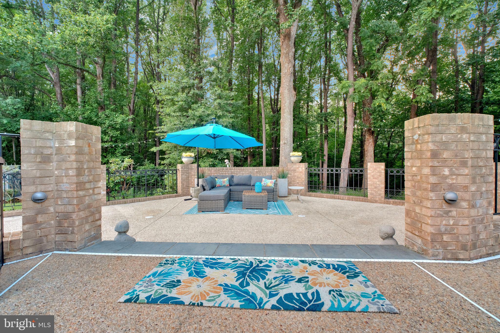 GRANBY WOODS - Residential