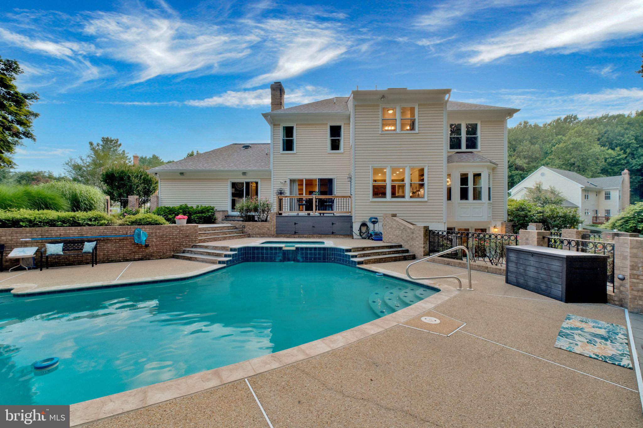 GRANBY WOODS - Residential