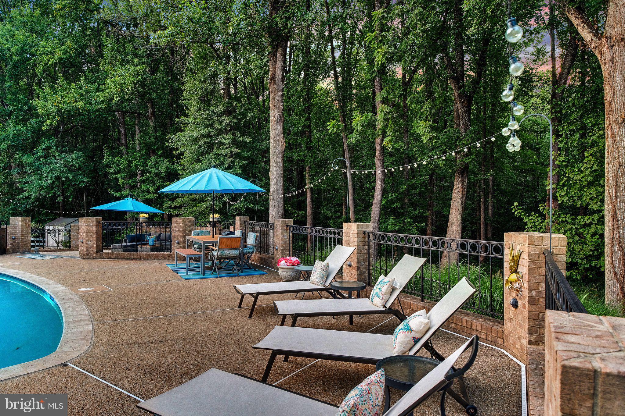 GRANBY WOODS - Residential