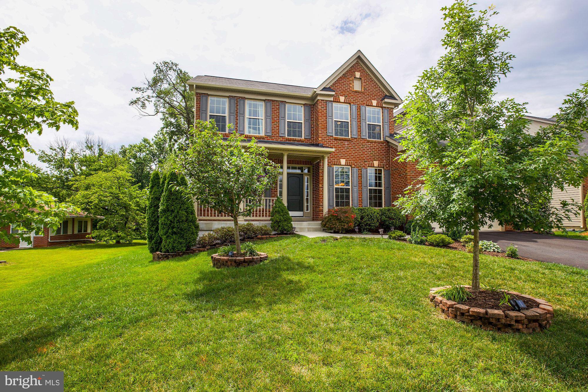 COTTAGE FARMS - Residential