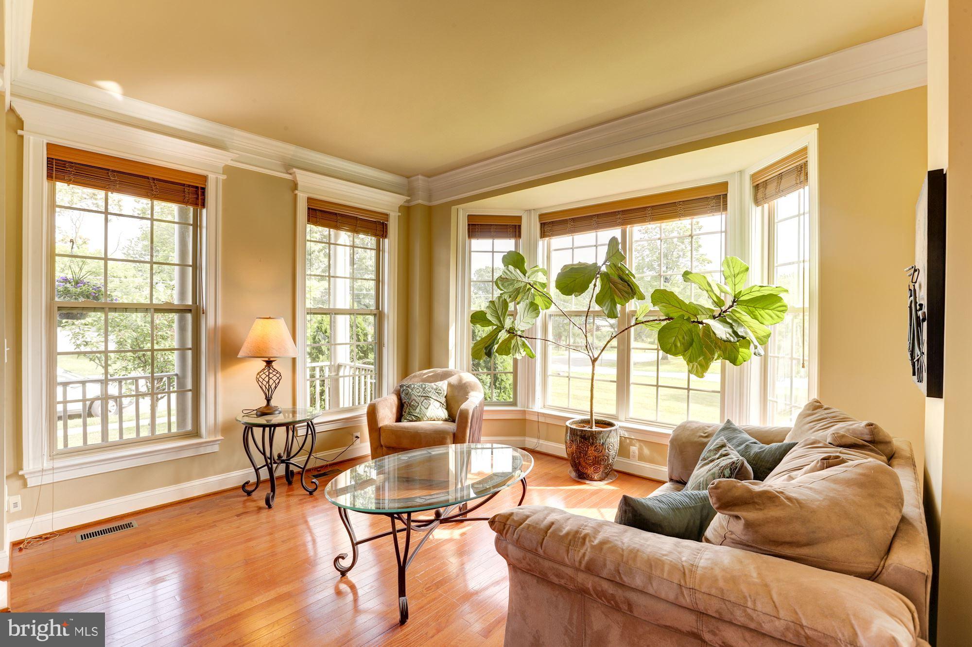 COTTAGE FARMS - Residential