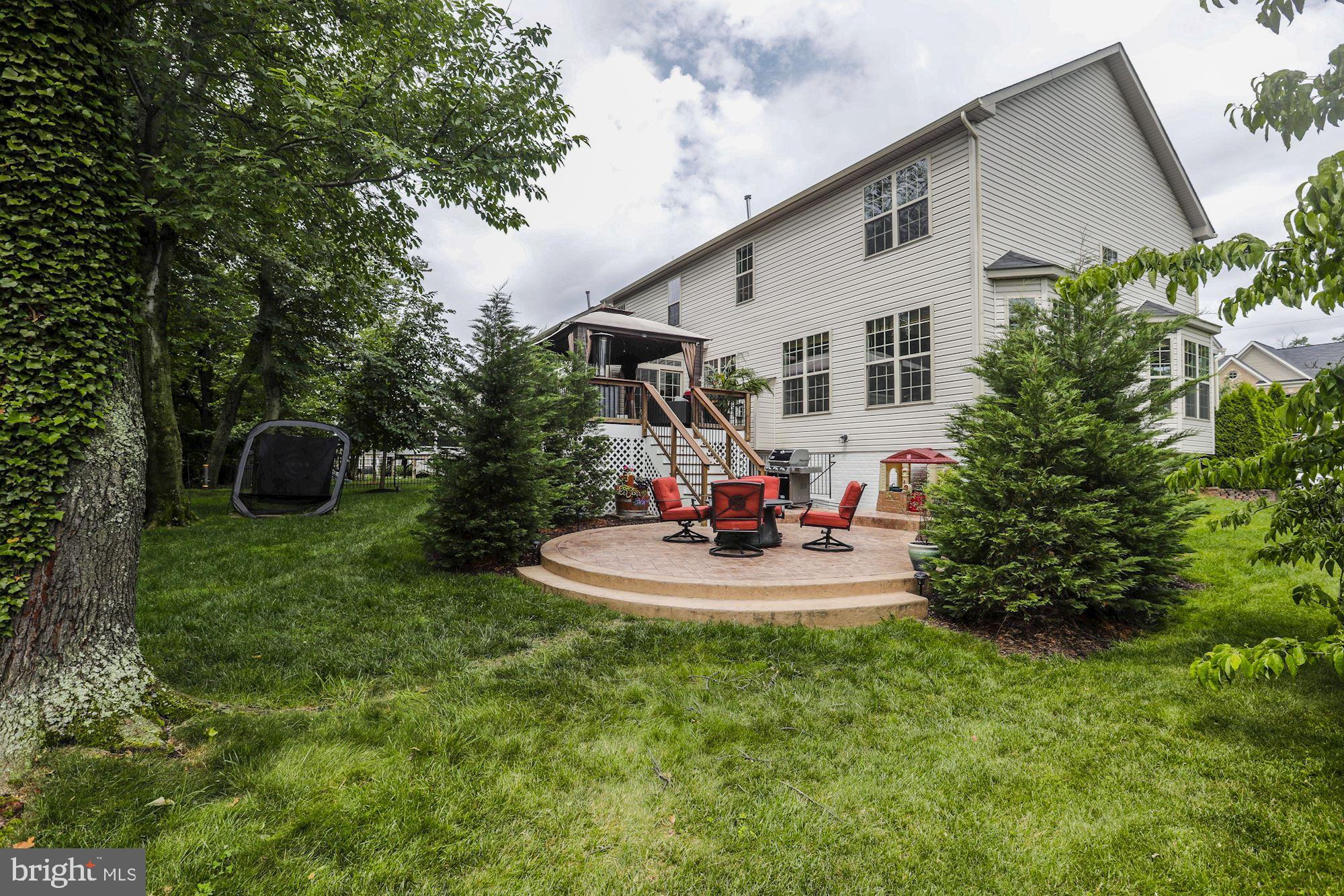 COTTAGE FARMS - Residential