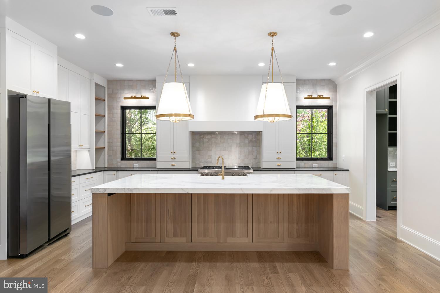 WOODHAVEN - Residential