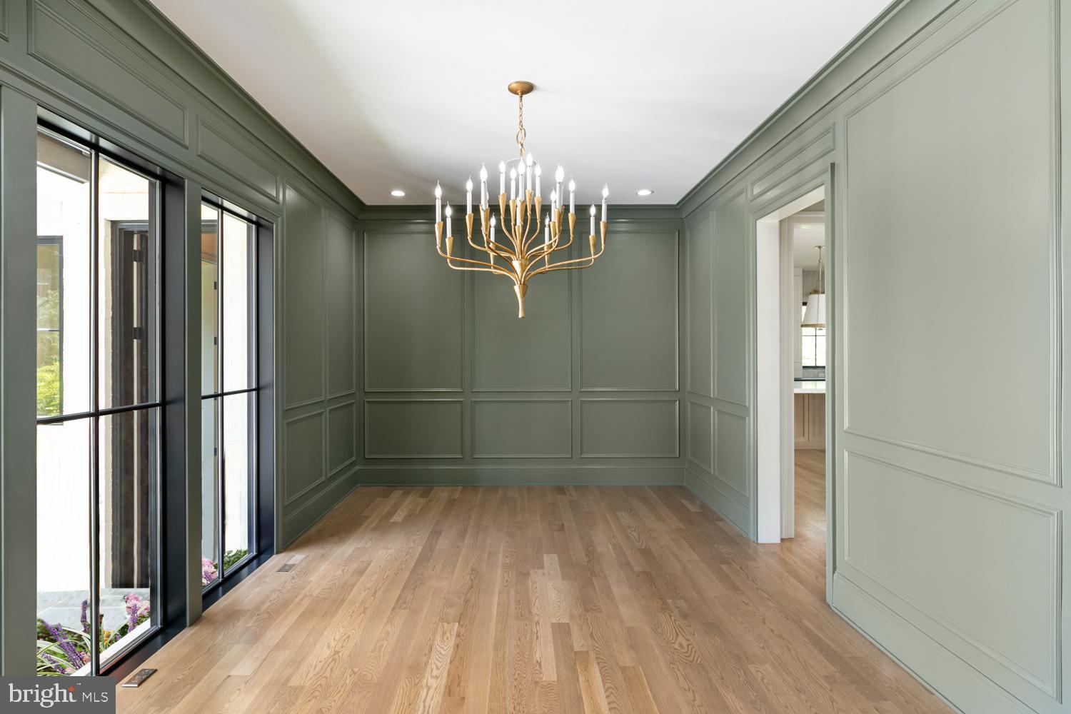 WOODHAVEN - Residential