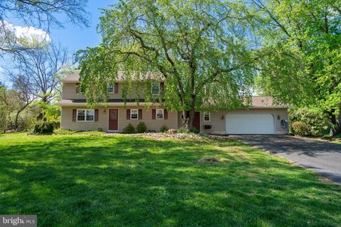 Photo of 152 Betcher Road, COLLEGEVILLE, PA 19426 (MLS # PAMC2172486)