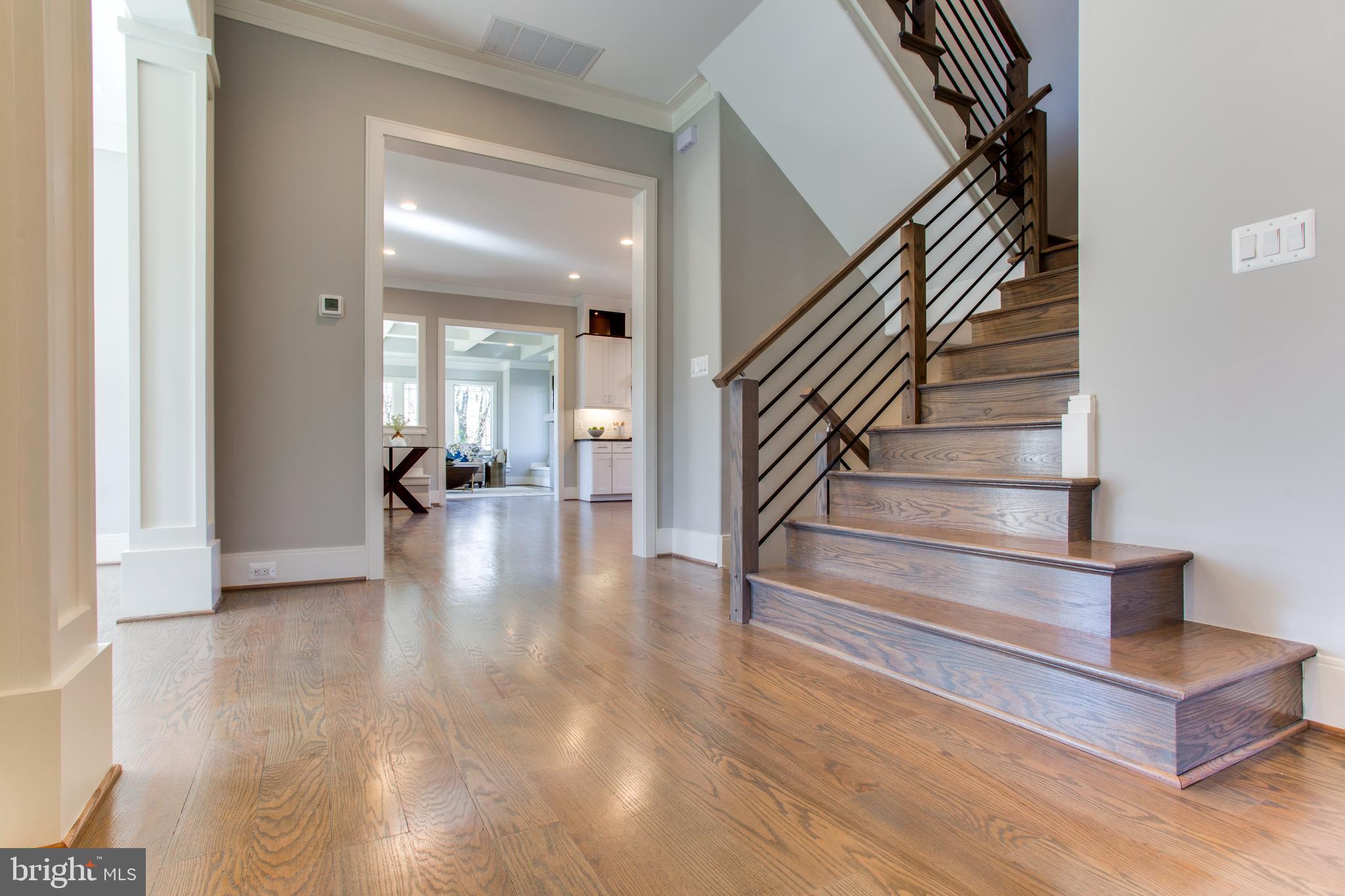 VIENNA WOODS - Residential