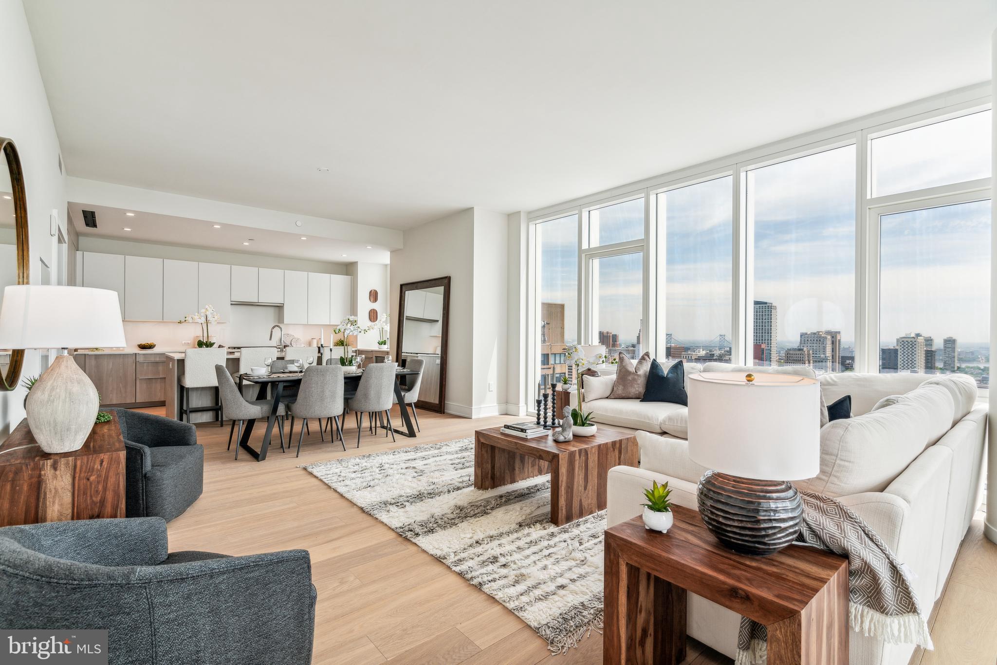 AVENUE OF THE ARTS - Residential