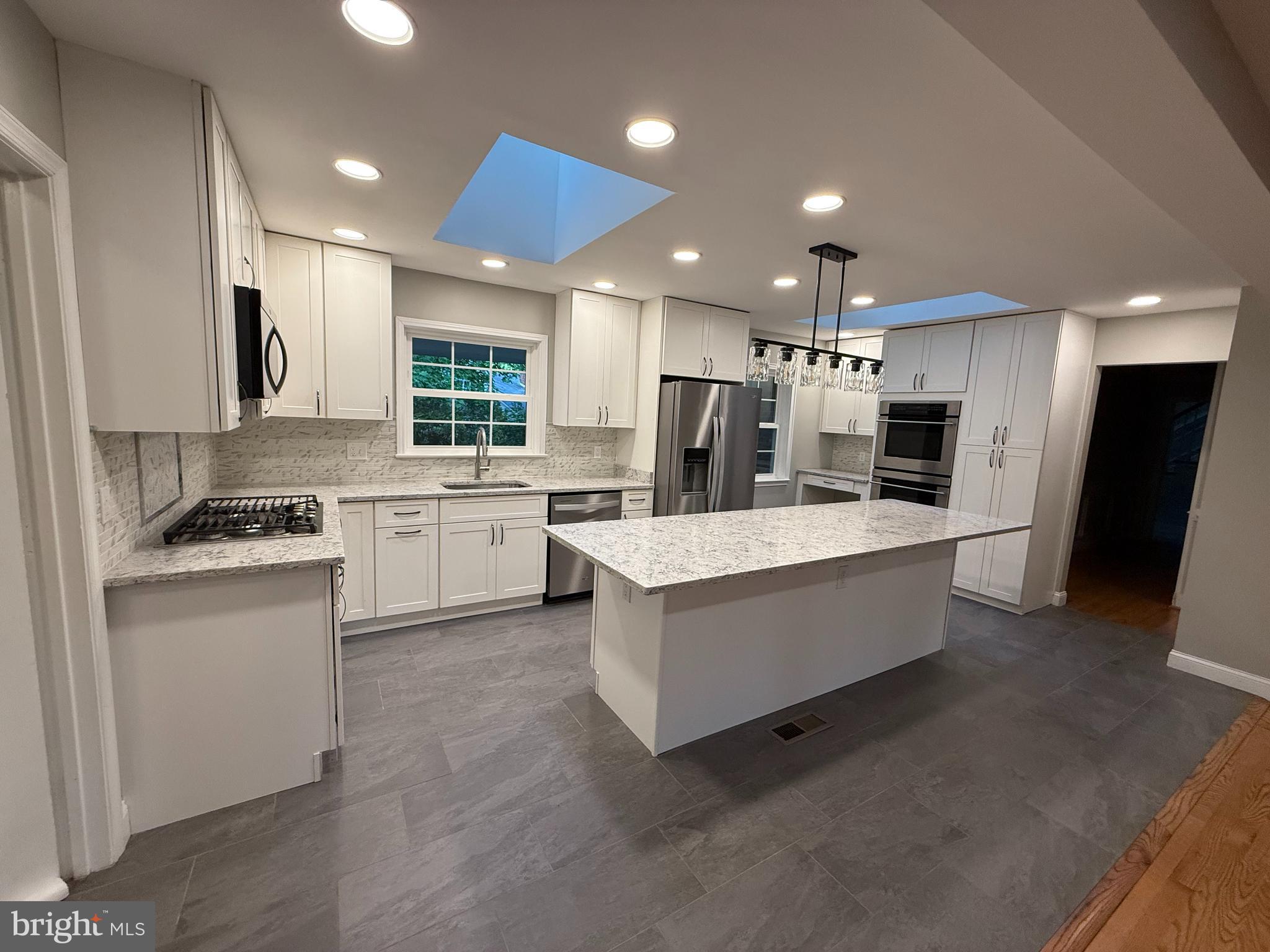 6108 WYOMA COURT