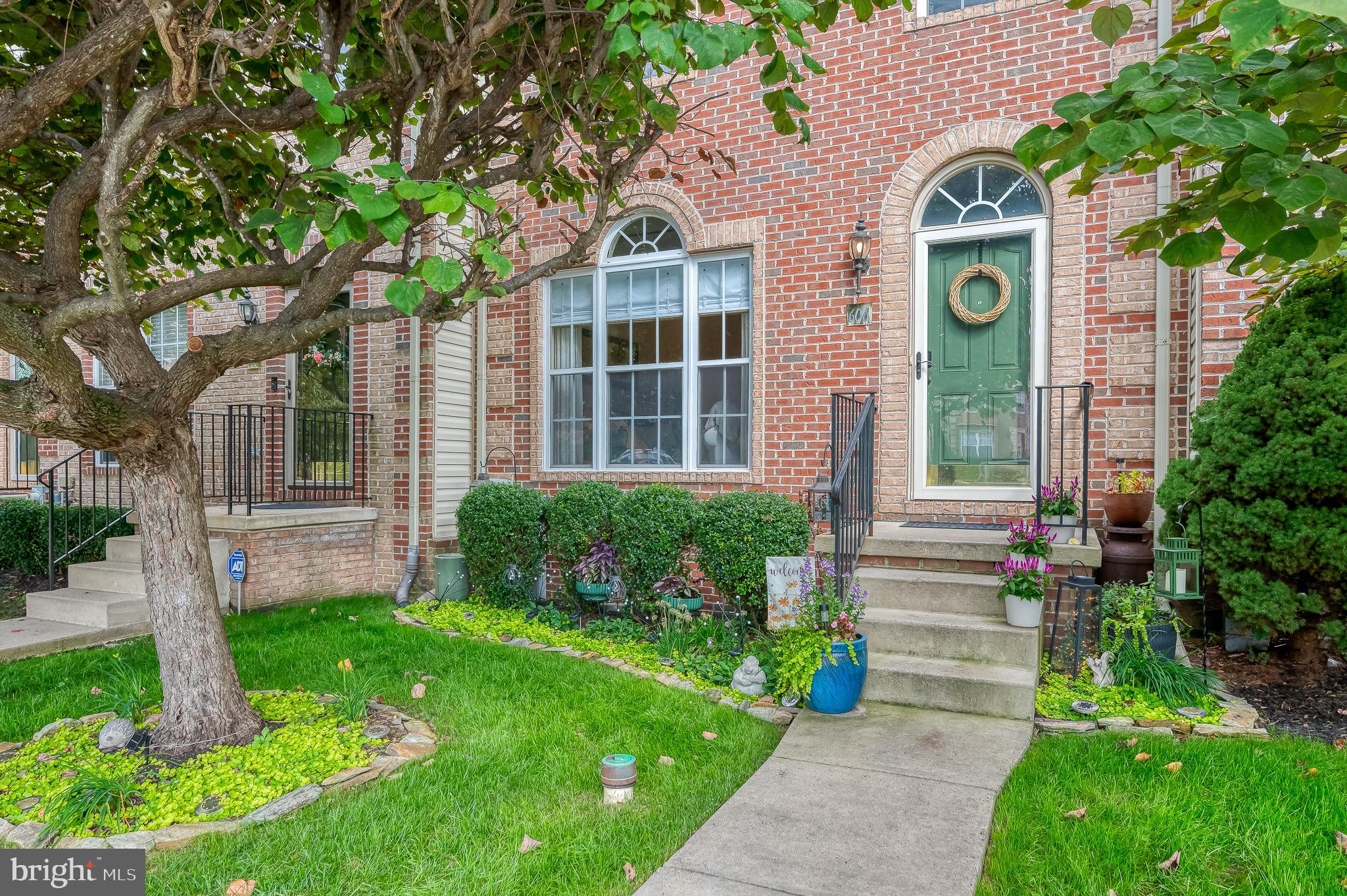 MONMOUTH MEADOWS - Residential