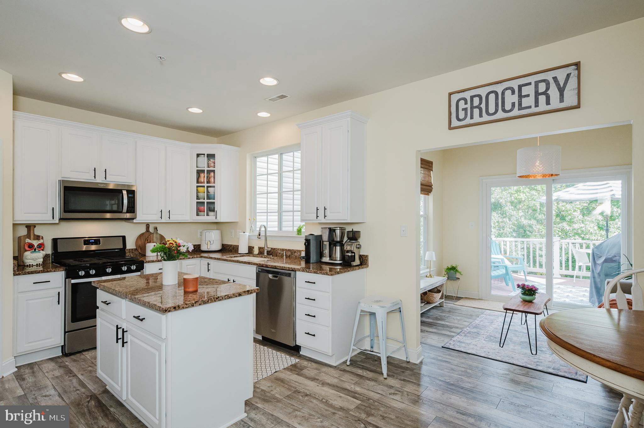 MONMOUTH MEADOWS - Residential