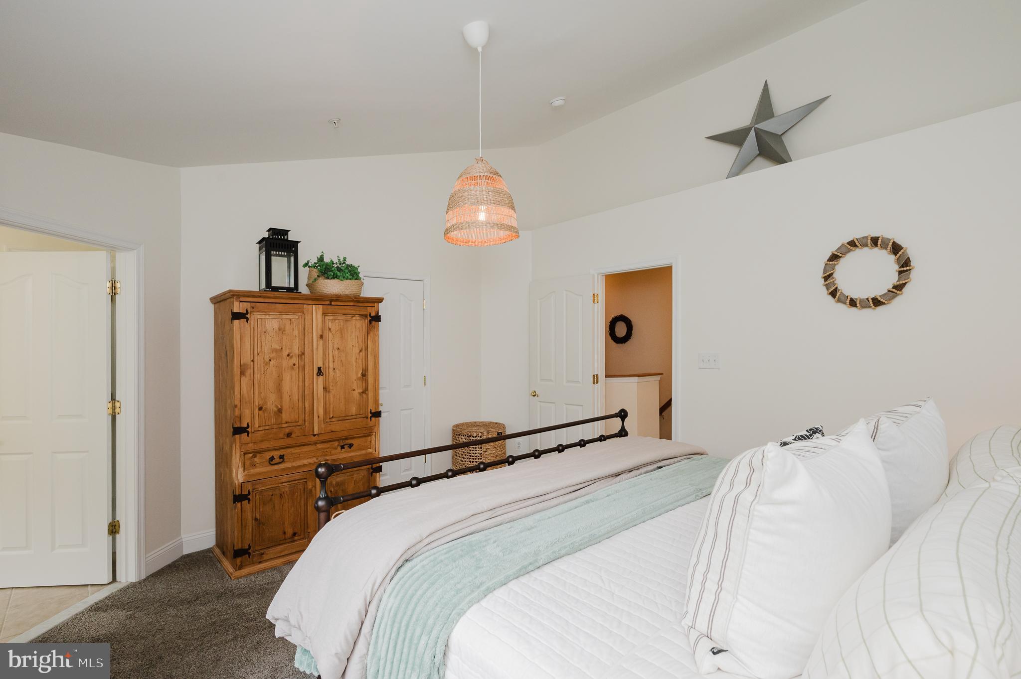 MONMOUTH MEADOWS - Residential