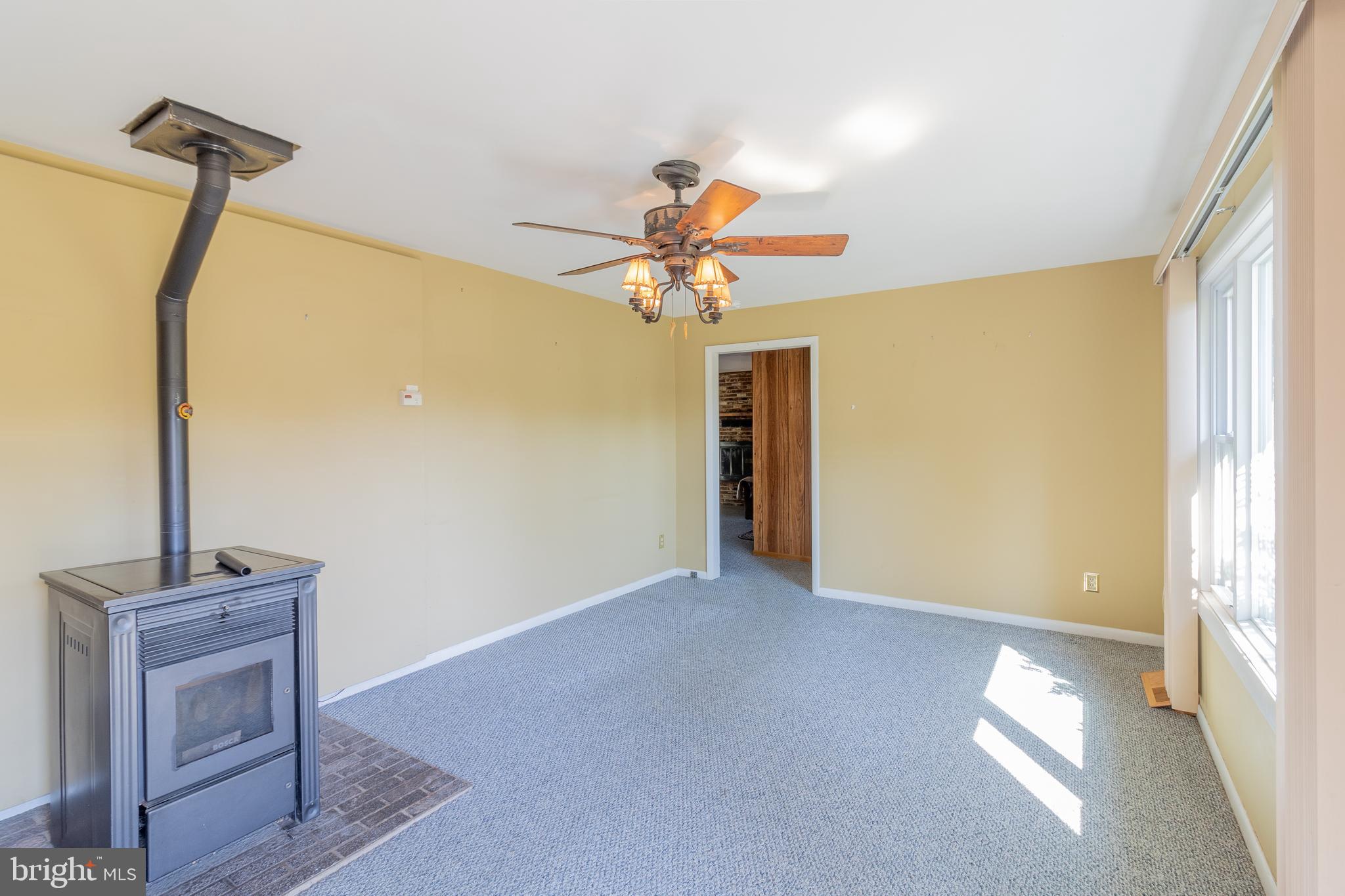 HOLLYWOOD HEIGHTS - Residential