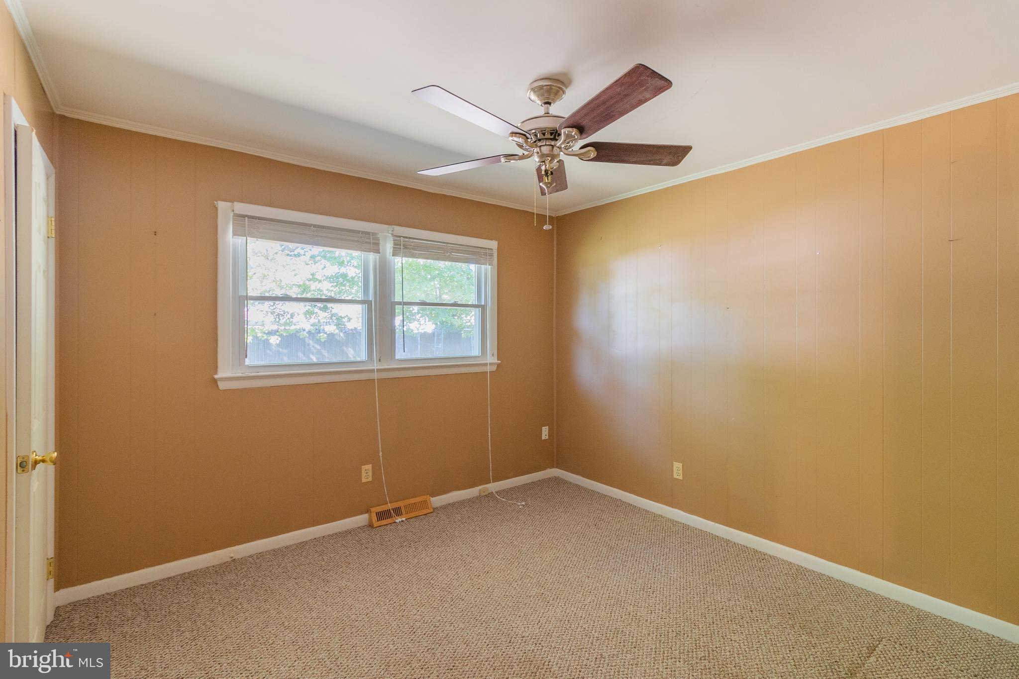 HOLLYWOOD HEIGHTS - Residential