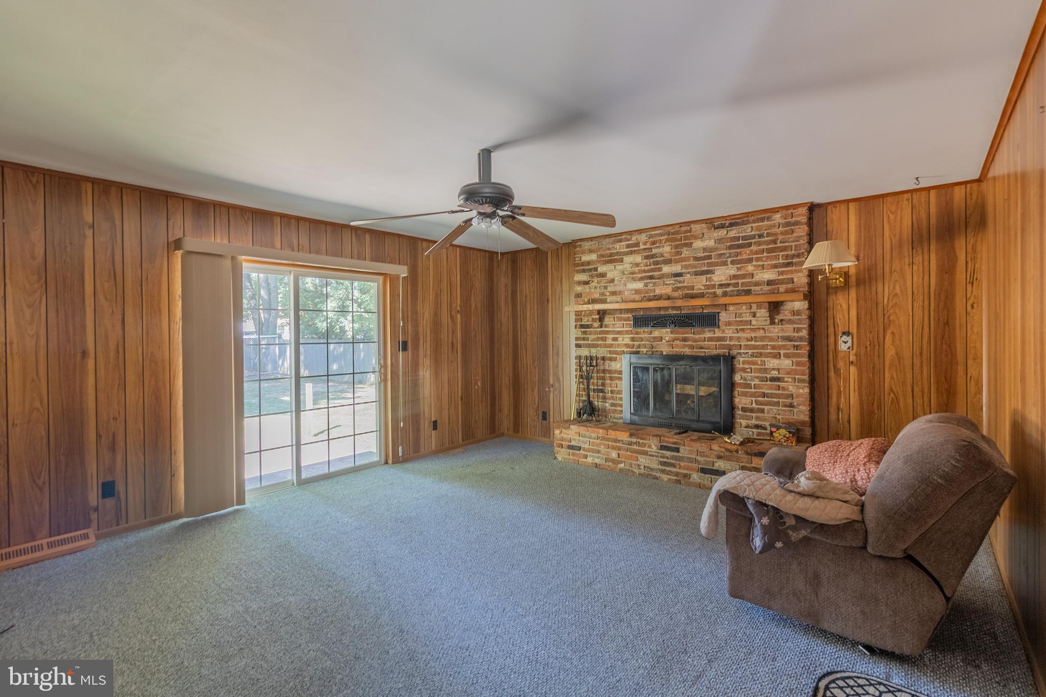 HOLLYWOOD HEIGHTS - Residential