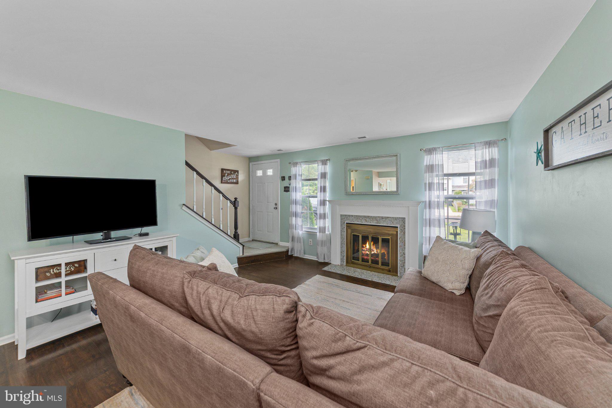 53 BARK HOLLOW LANE