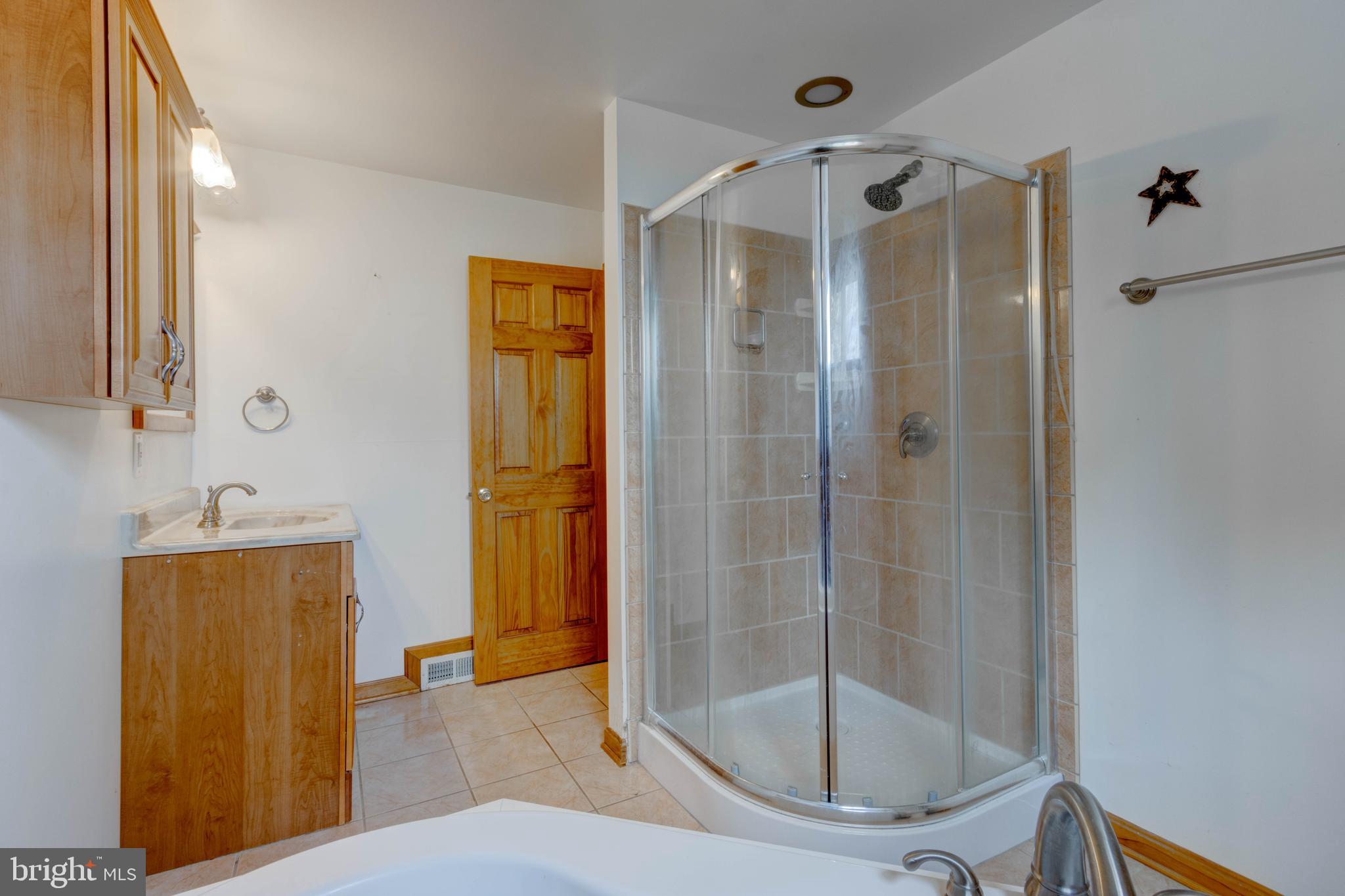 CLIFFWOOD - Residential