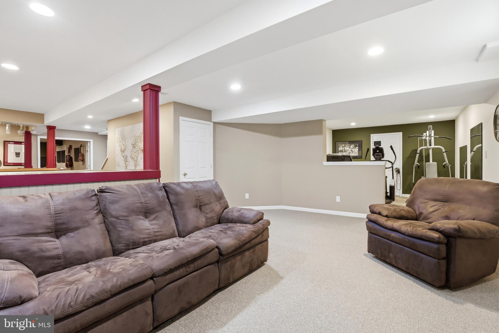 KINGS VALLEY MANOR - Residential