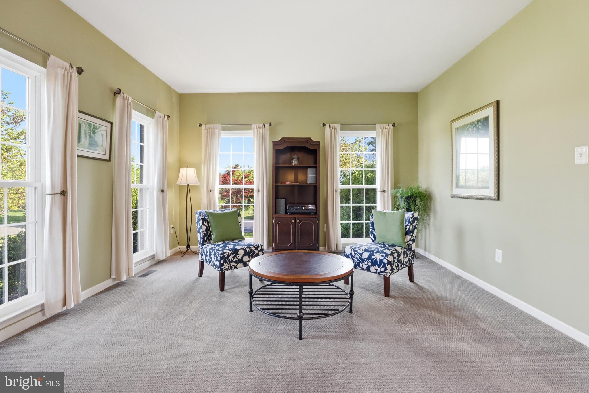 KINGS VALLEY MANOR - Residential