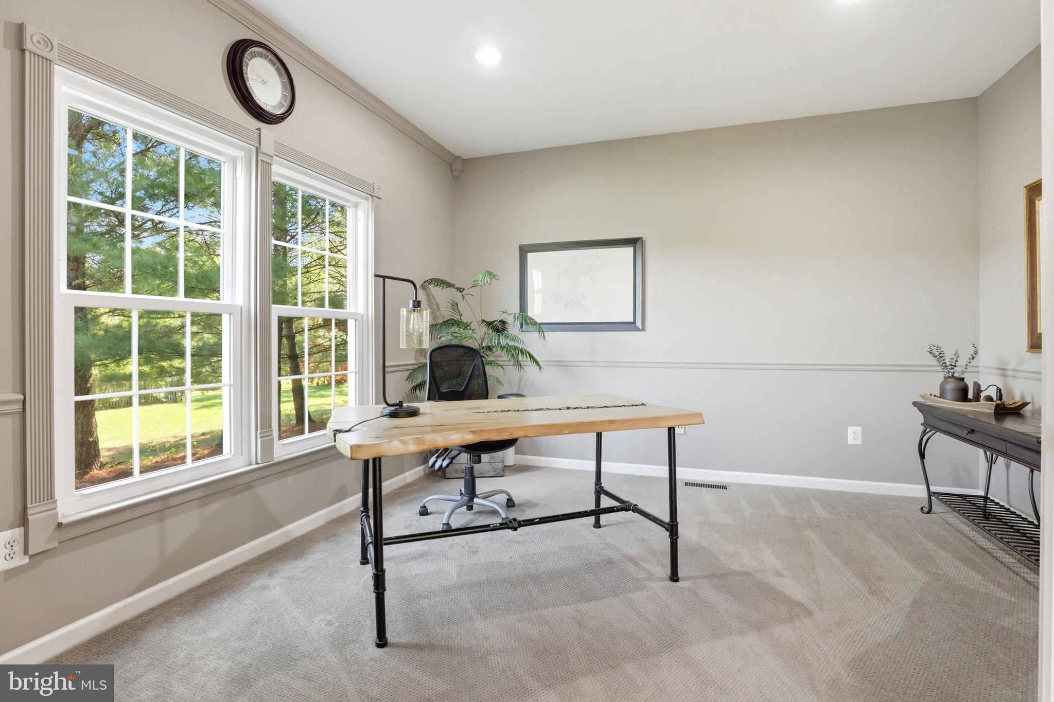 KINGS VALLEY MANOR - Residential