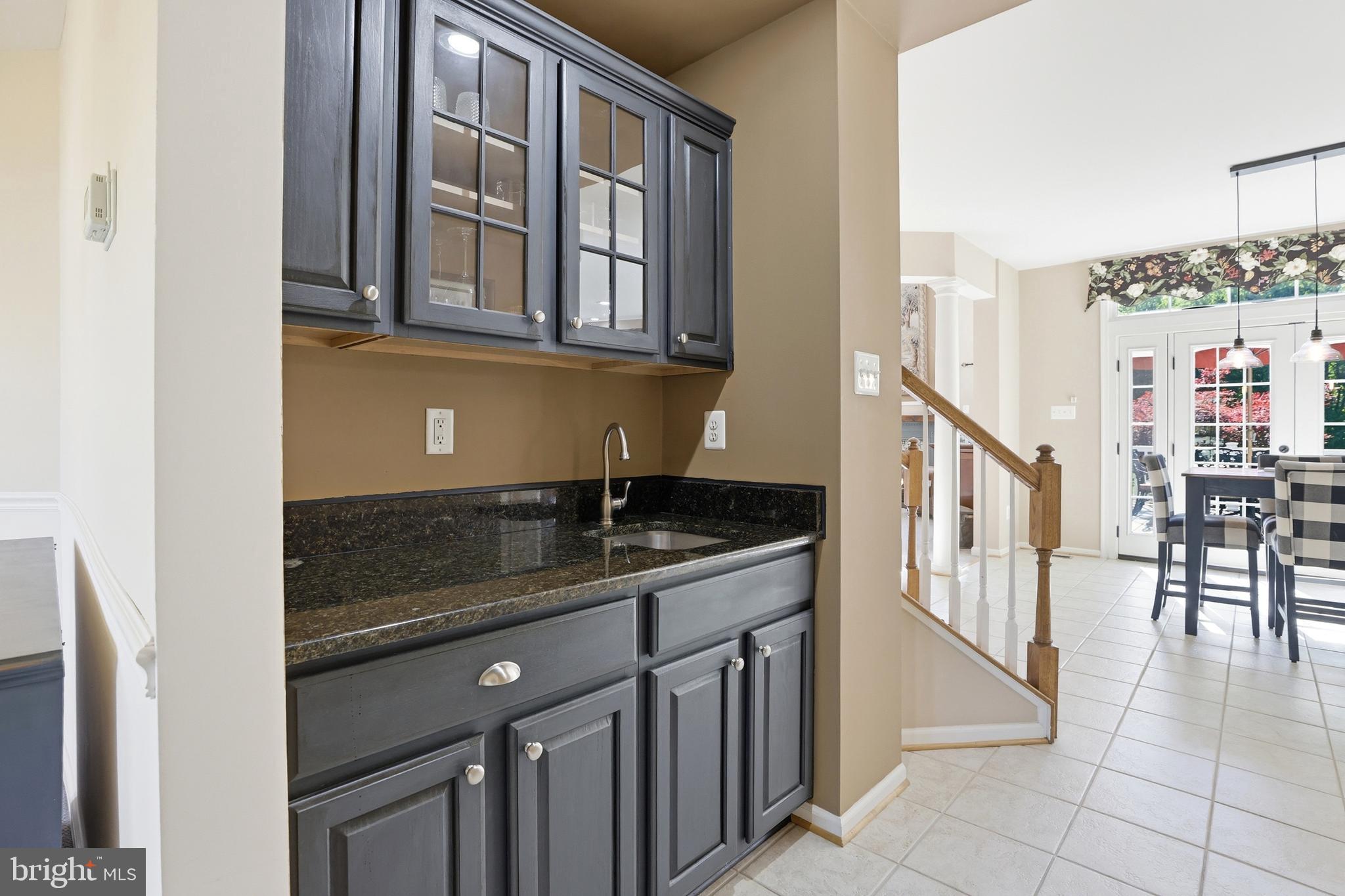 KINGS VALLEY MANOR - Residential