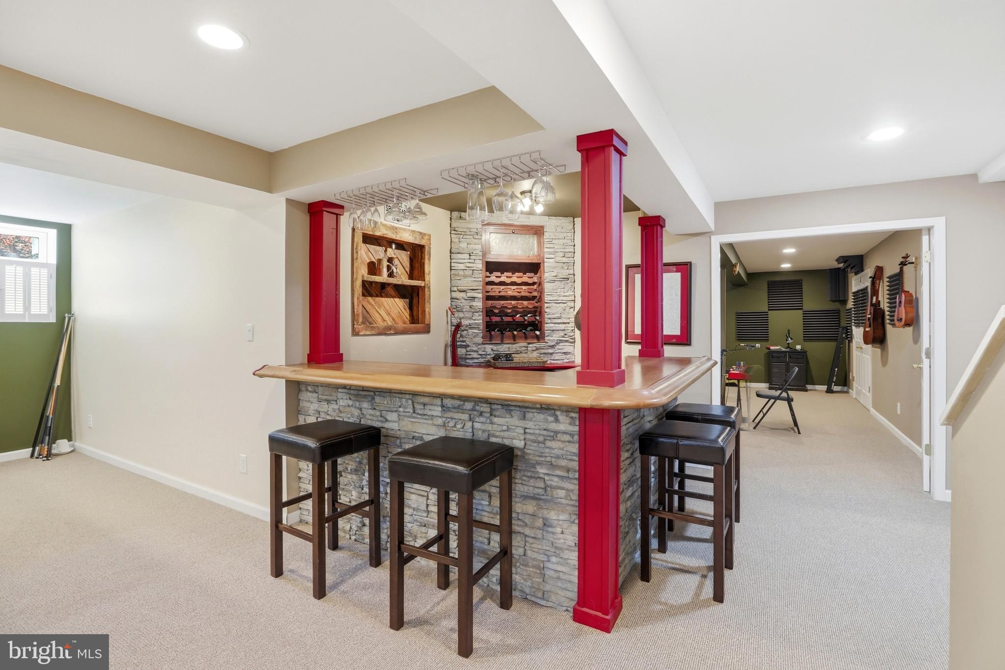 KINGS VALLEY MANOR - Residential