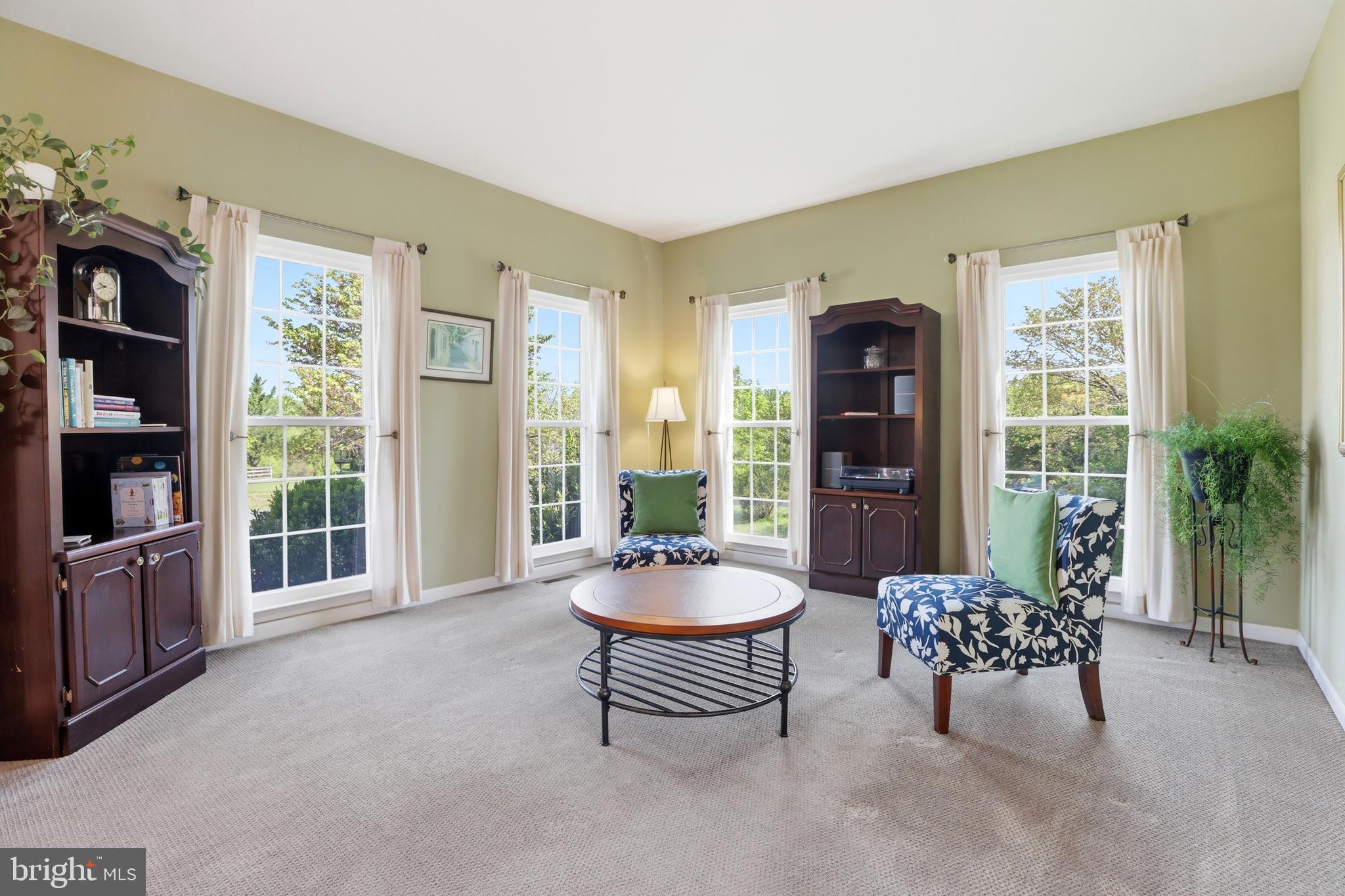 KINGS VALLEY MANOR - Residential