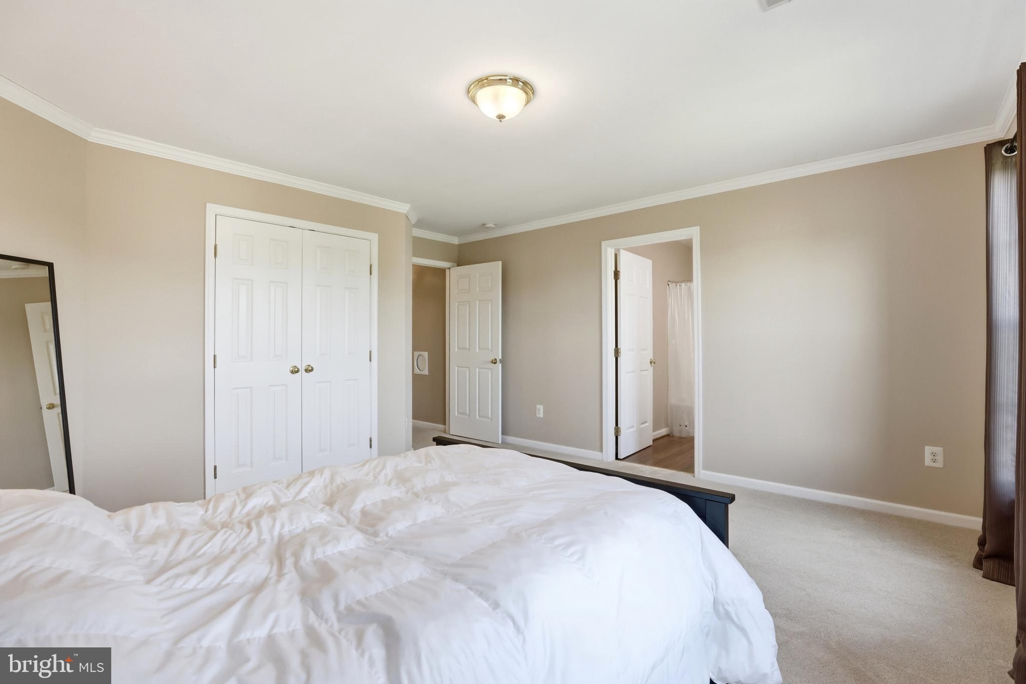 KINGS VALLEY MANOR - Residential