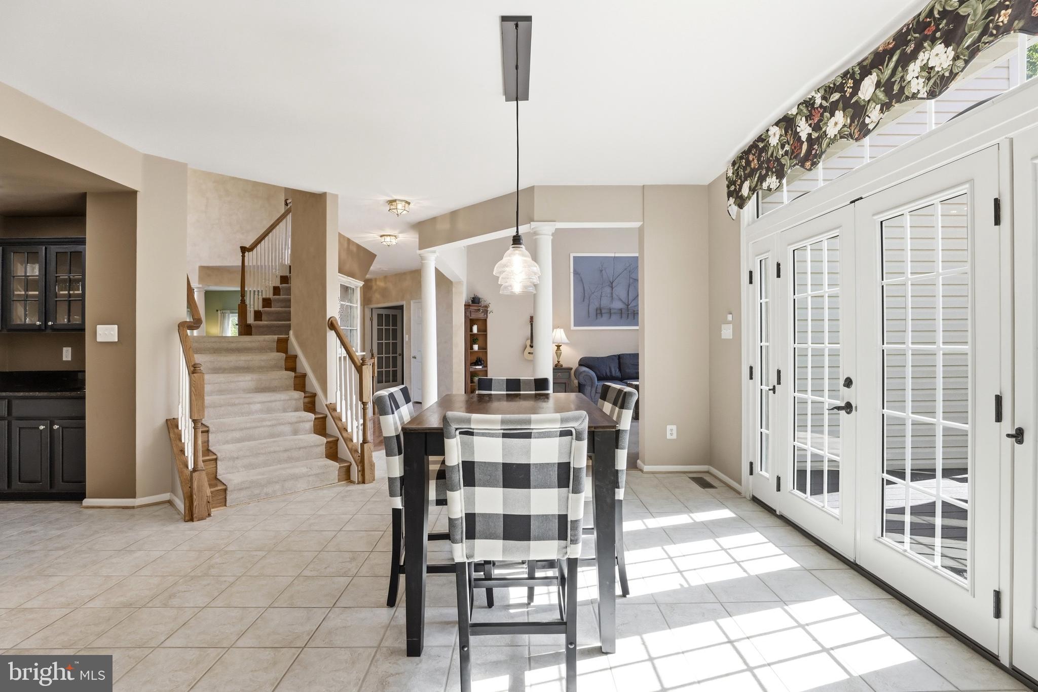 KINGS VALLEY MANOR - Residential