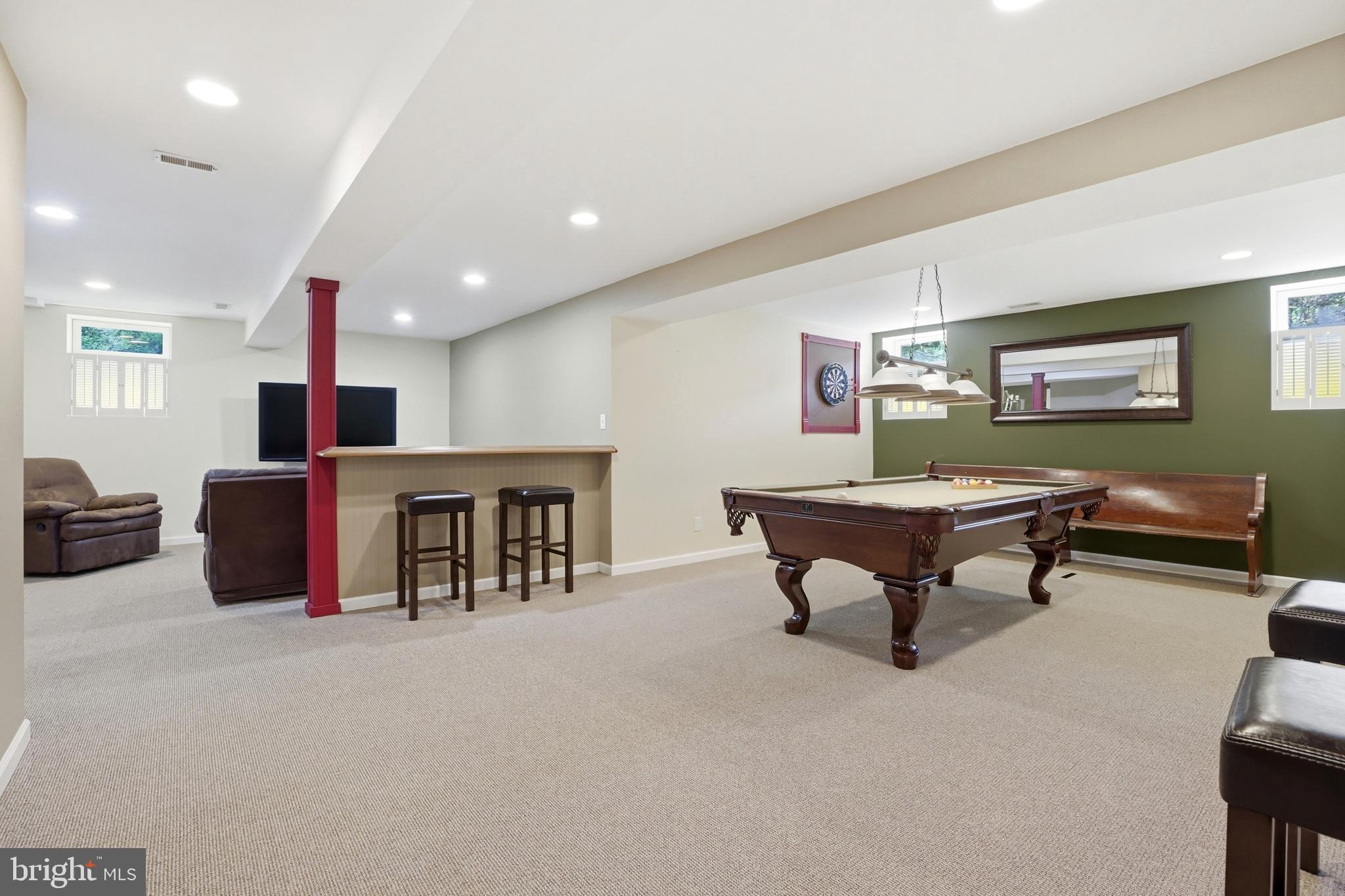 KINGS VALLEY MANOR - Residential