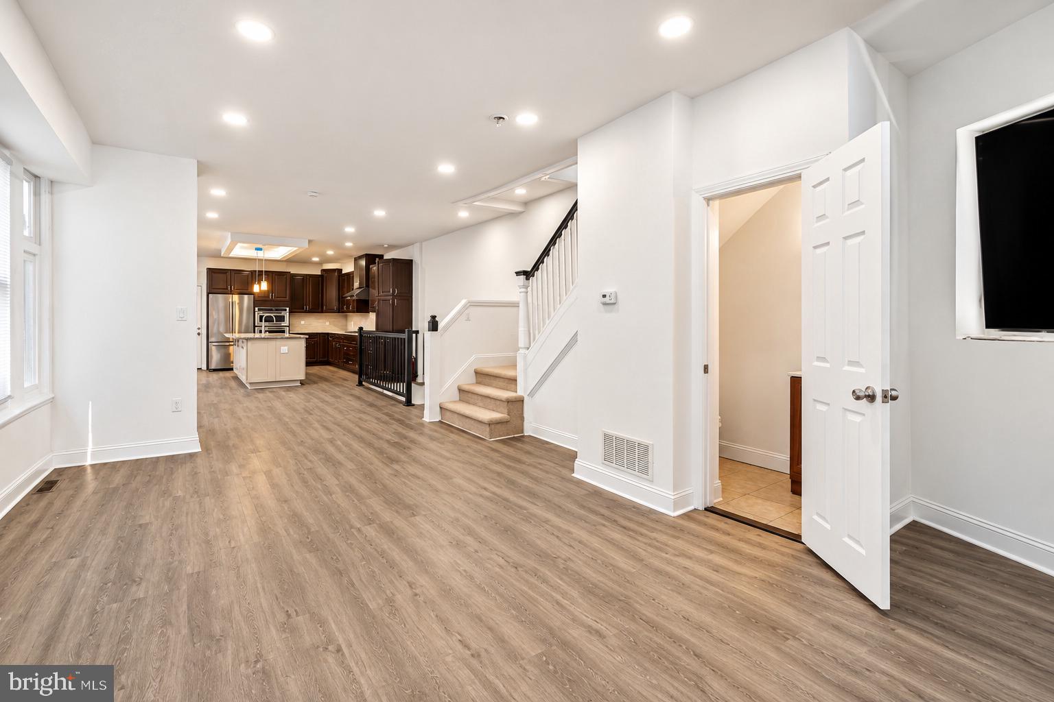 5813 COBBS CREEK PARKWAY