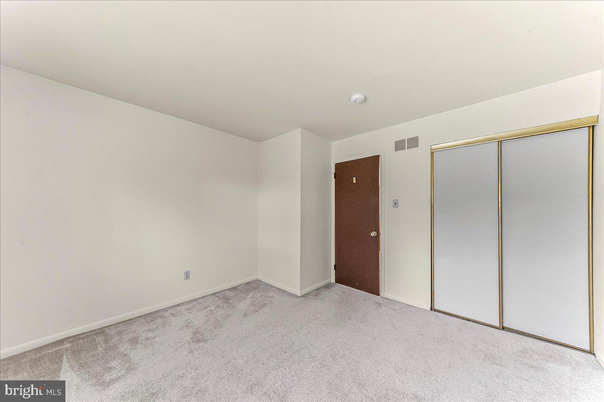 SUMMIT HOUSE - Residential