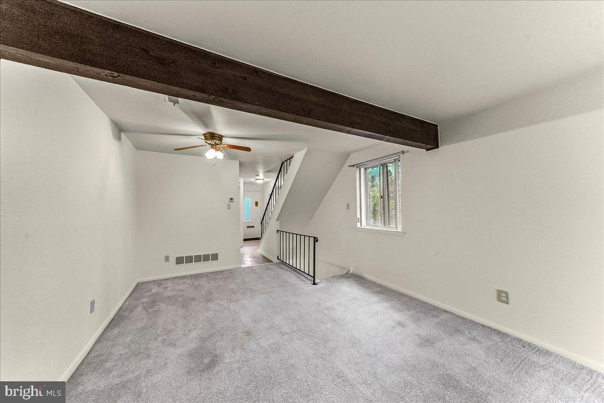 SUMMIT HOUSE - Residential