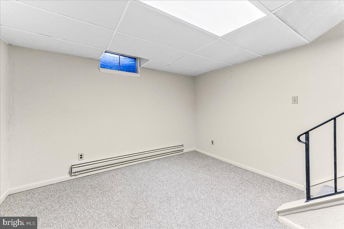 SUMMIT HOUSE - Residential