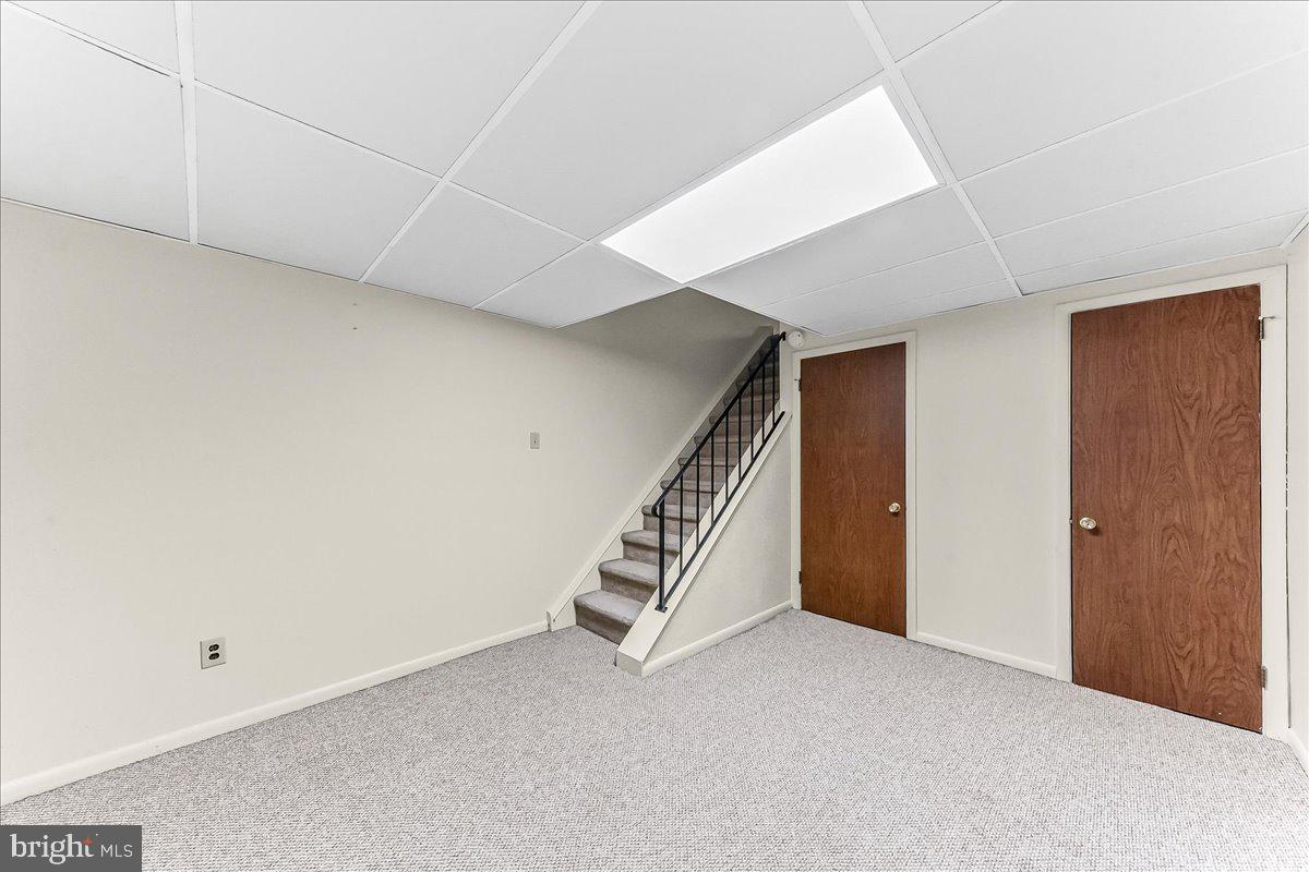 SUMMIT HOUSE - Residential