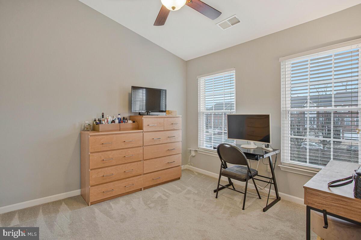 THE LANDINGS AT RIVER OAKS - Residential