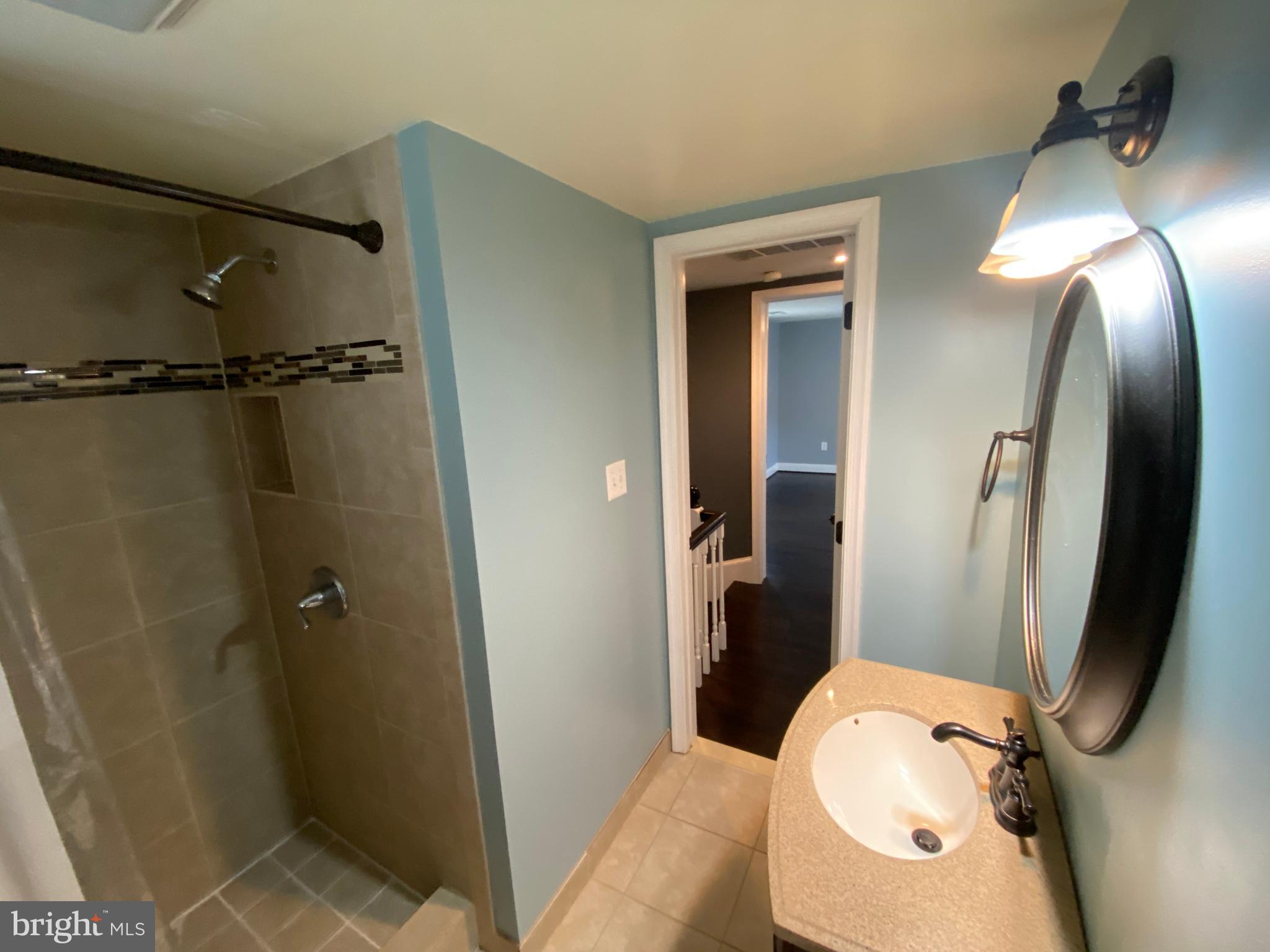 DOWNTOWN FREDERICKSBURG - Residential Lease