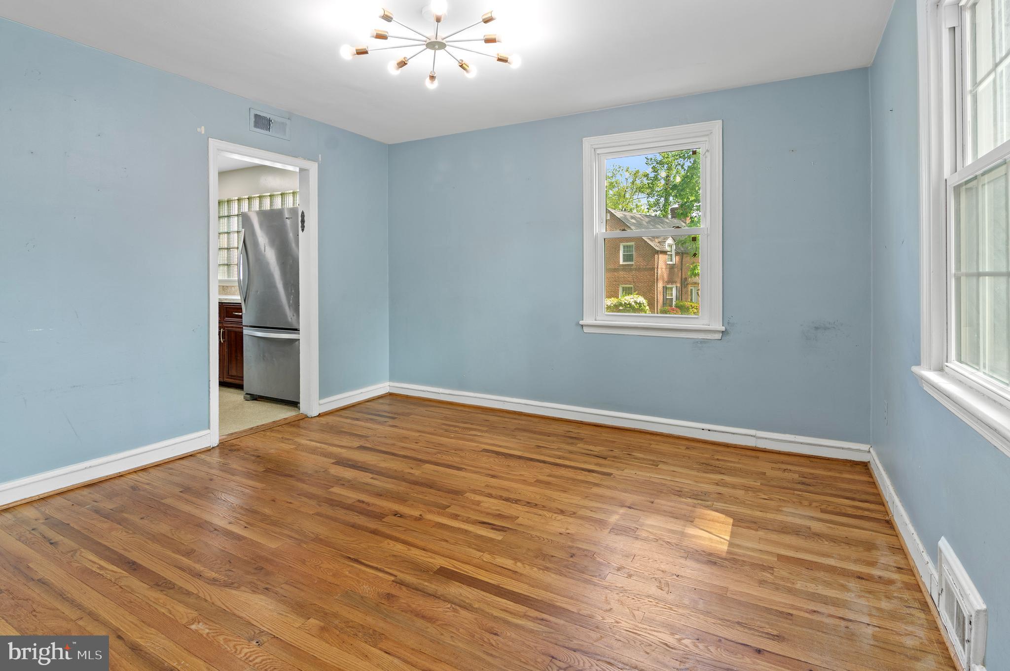 6248 WOODCREST AVENUE