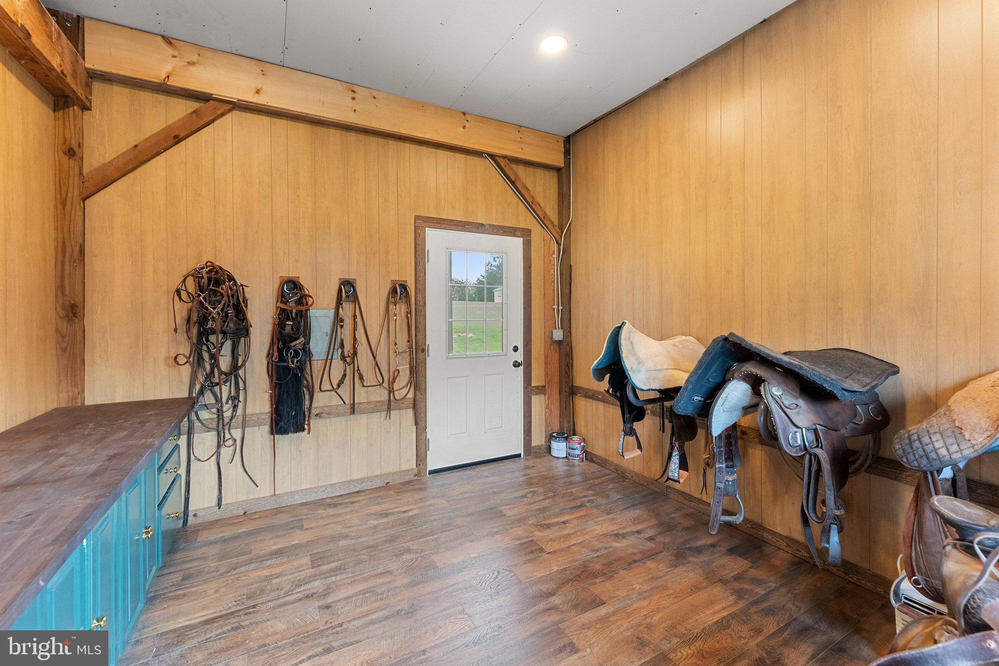 SADDLE RIDGE FARMS - Residential